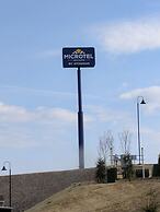 Microtel Inn & Suites by Wyndham Clarion