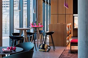 Moxy Vienna Airport