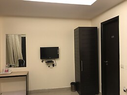 Hotel Nand Kartar Orchid Suites