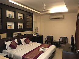 Hotel Nand Kartar Orchid Suites