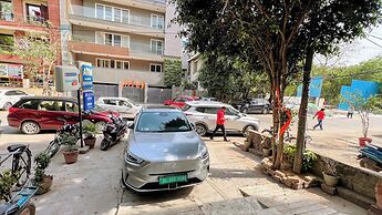 Hotel Jashn Inn near Apollo Hospital, Delhi