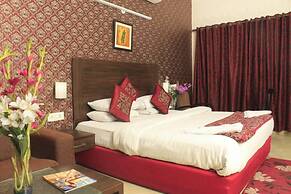 Hotel Jashn Inn near Apollo Hospital, Delhi