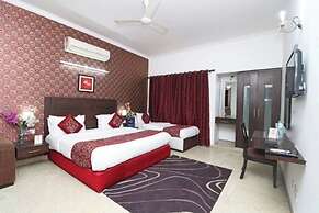 Hotel Jashn Inn near Apollo Hospital, Delhi