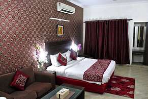 Hotel Jashn Inn near Apollo Hospital, Delhi