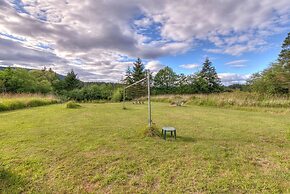 The Cedar Field Vacation House