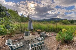 The Cedar Field Vacation House