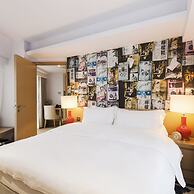 Caravel Hotel