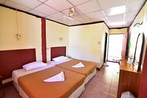 Koh Ngai Resort Trang