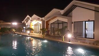 Sandy Clay Bungalows