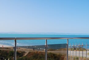 Dune Beach Boutique Hotel