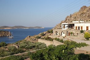 Patmos Exclusive Villas