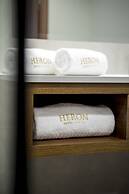 Heron Live Hotel