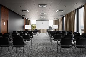 Heron Live Hotel