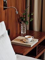 Heron Live Hotel