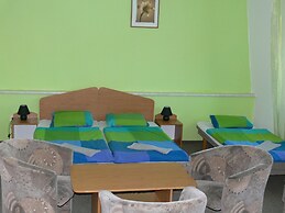 Penzión Agrothermal Bešeňová