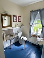 Highland Lodge