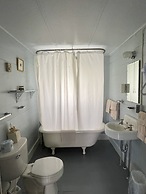Highland Lodge