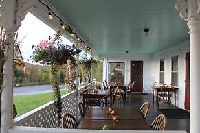 Highland Lodge
