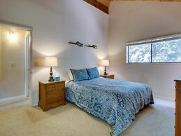 Pathway Tahoe Donner Retreat