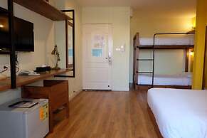 Siri Poshtel Bangkok