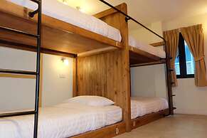 Siri Poshtel Bangkok