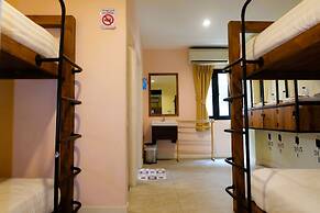 Siri Poshtel Bangkok