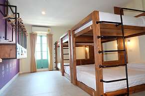 Siri Poshtel Bangkok