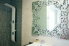 El Escondite de María