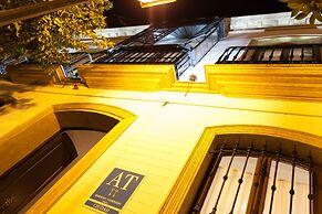 El Escondite de María