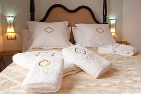 El Escondite de María