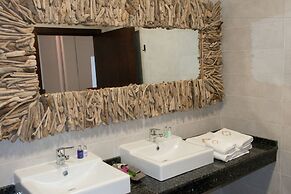 El Escondite de María