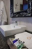 El Escondite de María