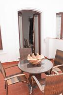 El Escondite de María