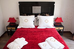 El Escondite de María