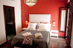 El Escondite de María