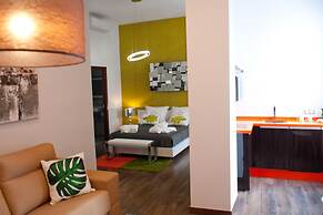 El Escondite de María