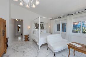 Sabrinas Haus - Adults Only