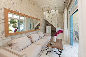 Sabrinas Haus - Adults Only