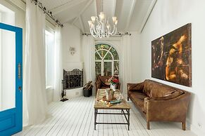 Sabrinas Haus - Adults Only