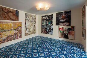 Sabrinas Haus - Adults Only