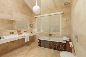 Sabrinas Haus - Adults Only