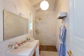 Sabrinas Haus - Adults Only