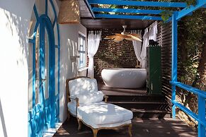 Sabrinas Haus - Adults Only