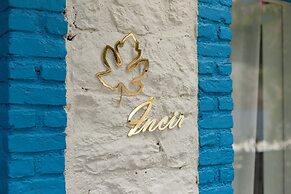 Sabrinas Haus - Adults Only