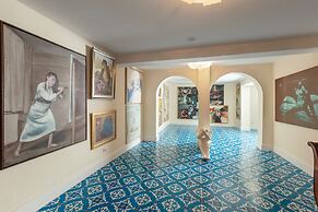 Sabrinas Haus - Adults Only