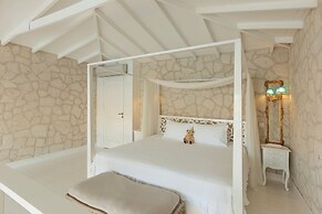 Sabrinas Haus - Adults Only