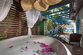 Sabrinas Haus - Adults Only