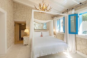 Sabrinas Haus - Adults Only