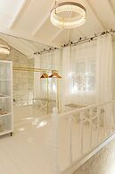 Sabrinas Haus - Adults Only