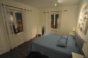 Townhouse Apartments